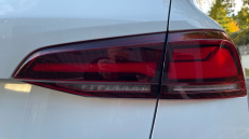 BMW 2 Series 220i MHT Sport 5dr DCT Petrol Hatchback